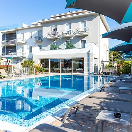 Hotel Paradiso