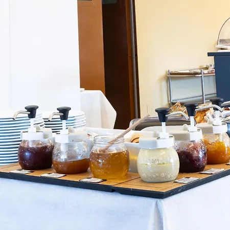 Paradiso ホテル 3*