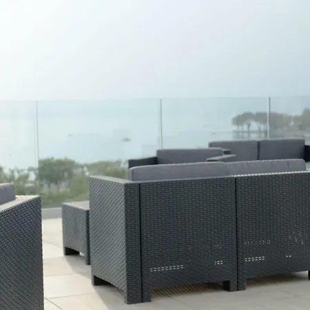 Paradiso Hotell 3*