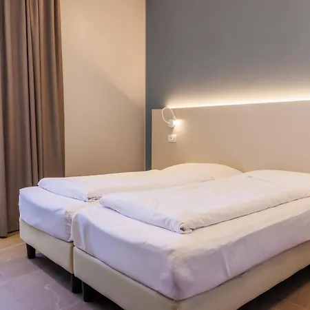 Hotell Paradiso 3*